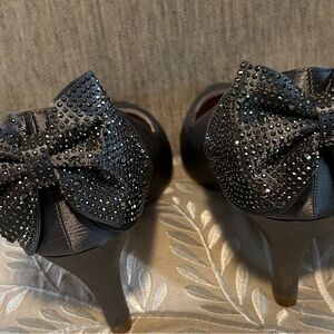 Chic Gray Heels with Sparkling Bow